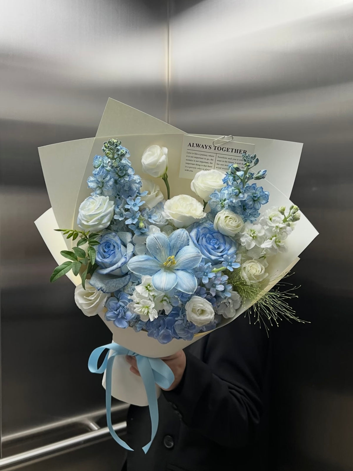 Monochrome Blue Bouquet｜FH006