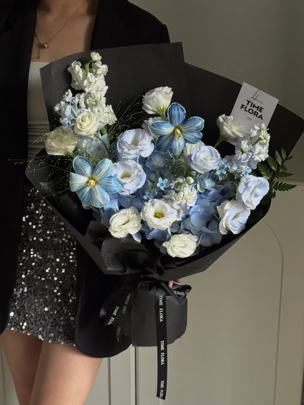 Dark Blue Luxury Bouquet｜FH016