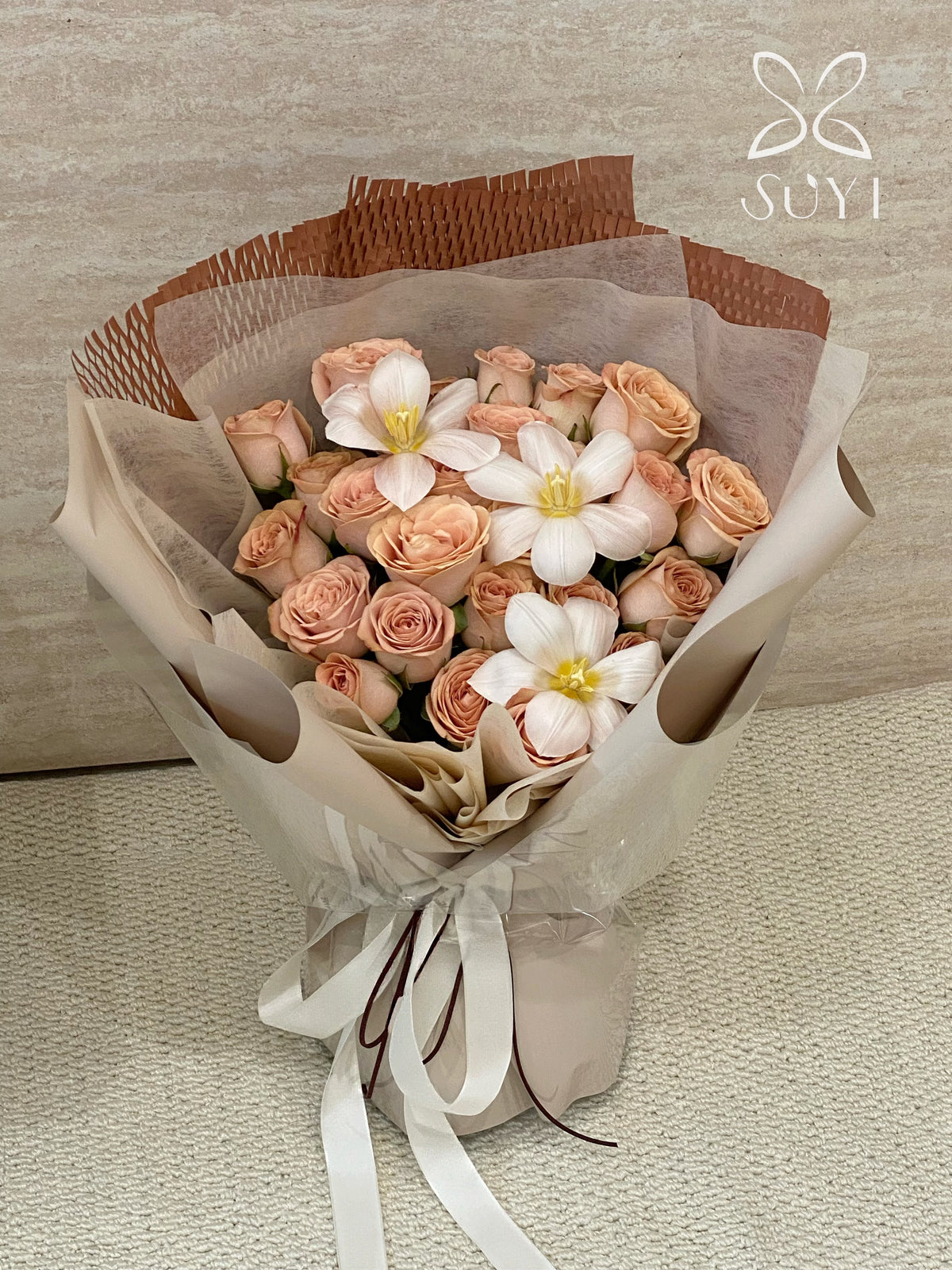 Mocha Haze Cappuccino Rose & Tulip Mixed Floral Bouquet｜FL‑112